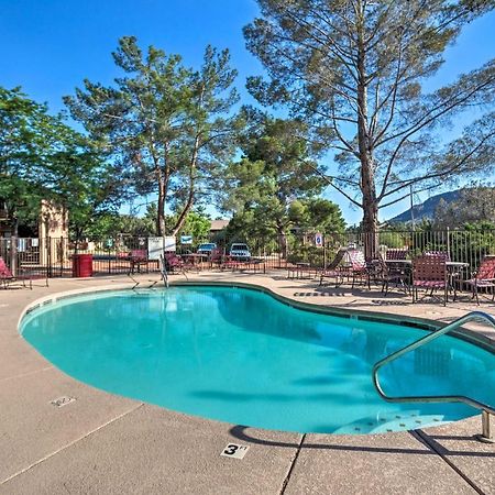Sunny Sedona Condo With Resort Pool And Grill Access! Exterior photo